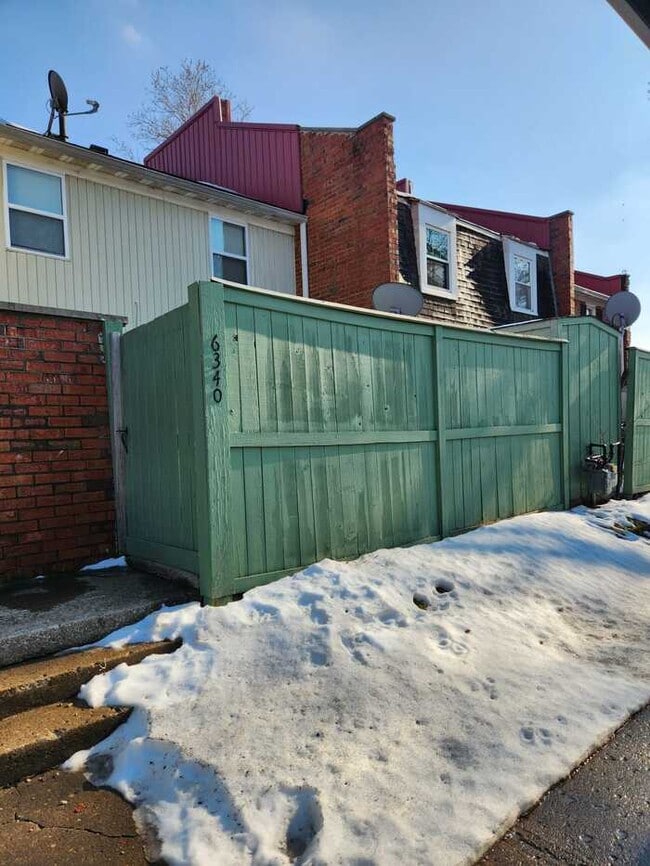 Building Photo - 6340 Commons Dr