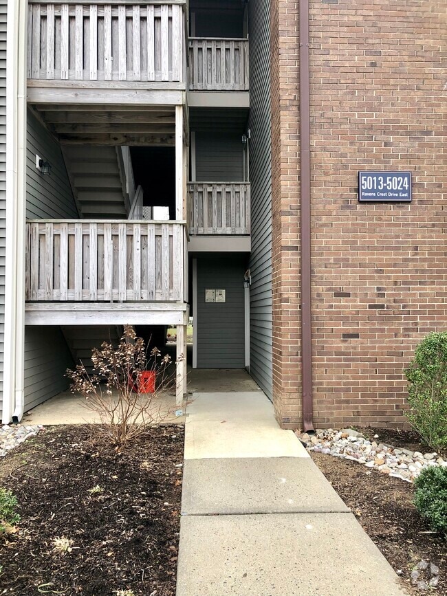Building Photo - 5013 Ravens Crest Dr