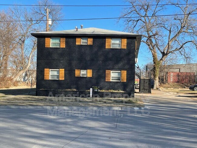 Foto del edificio - 719 S Troost Ave