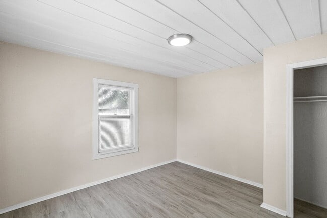 Foto del edificio - 935 Union St S