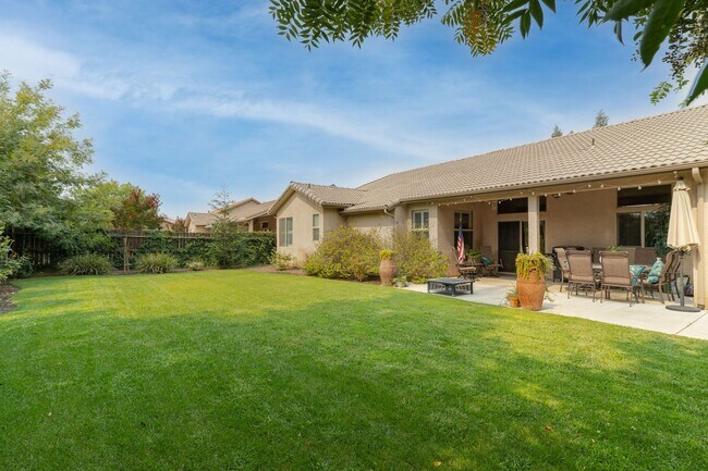 Foto del edificio - 3211 W Delaware Ct