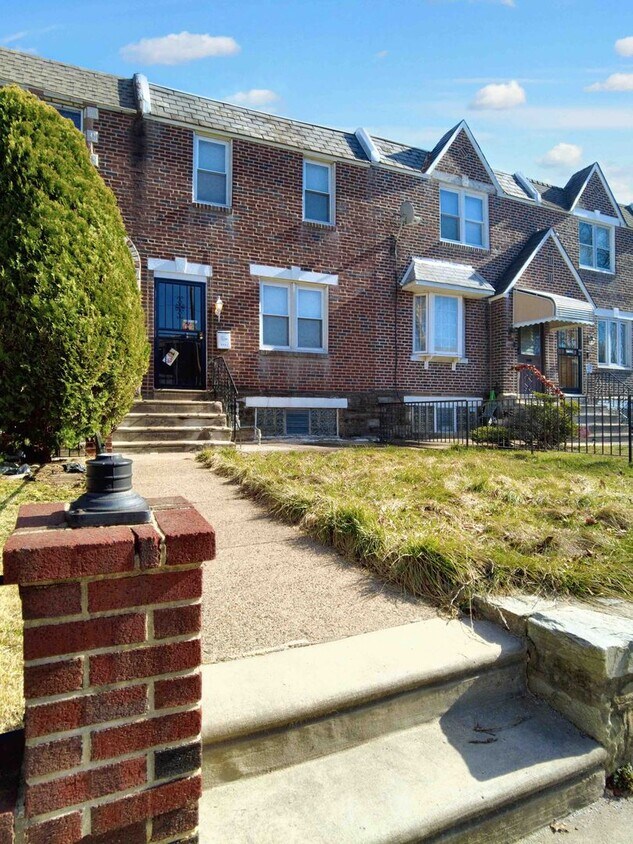 Primary Photo - 6041 Frontenac St Philadelphia, PA 19149-3238
