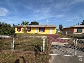 Building Photo - 2139 Trieste Dr