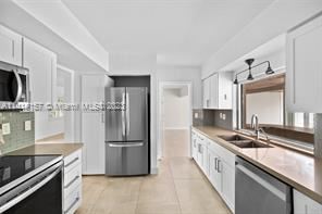 Foto del edificio - 4 br, 3 bath House - 510 Gerona Ave