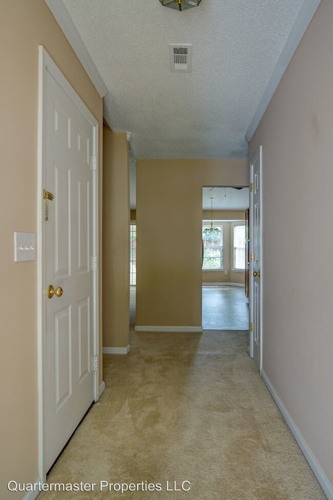 Building Photo - 4 br, 2 bath House - 17 Waterfield Ct
