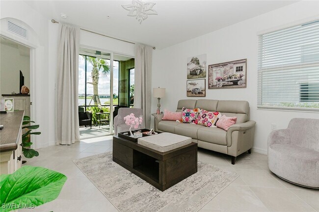 Foto del edificio - 5555 Double Eagle Cir