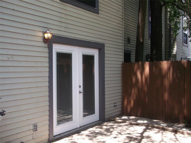 Building Photo - 10214 Beekman Pl Dr