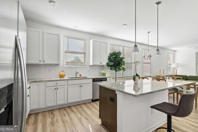 Foto del edificio - 1593 Salinger Ct