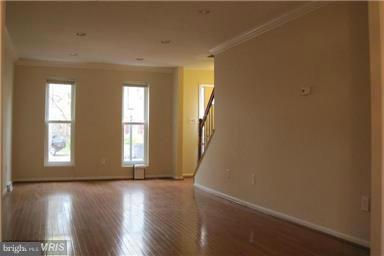 Building Photo - 6450 Gildar St