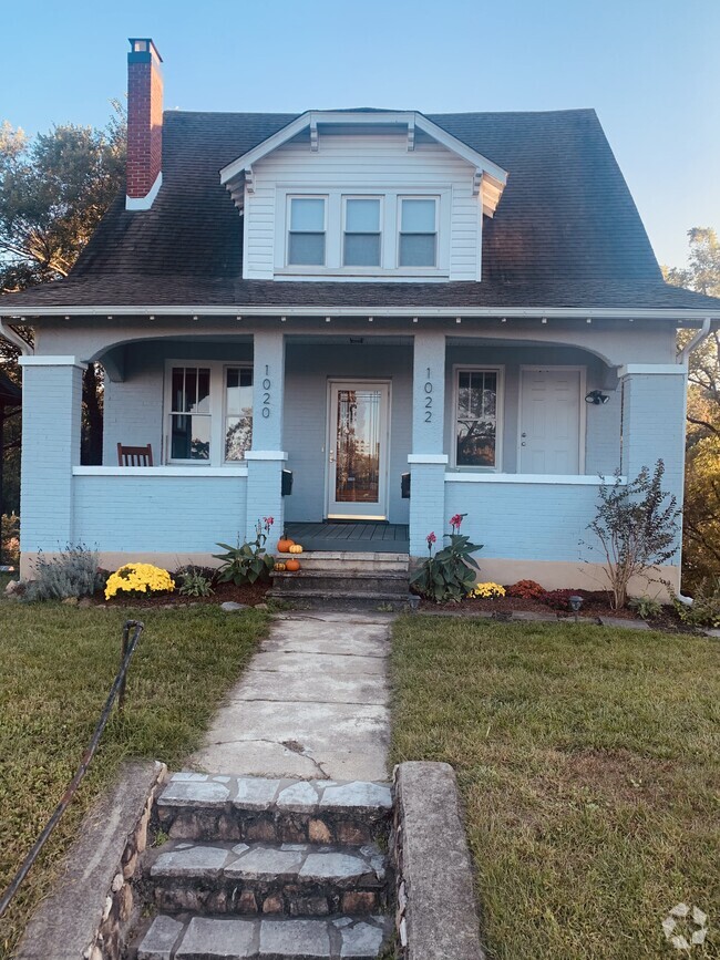 Building Photo - 1022 Hamilton Avenue