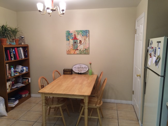 Building Photo - 284 E 600 N