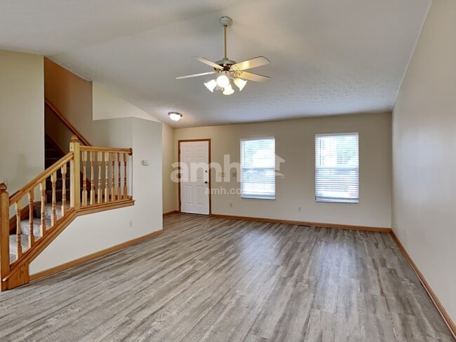Building Photo - 6870 Laburnum Drive