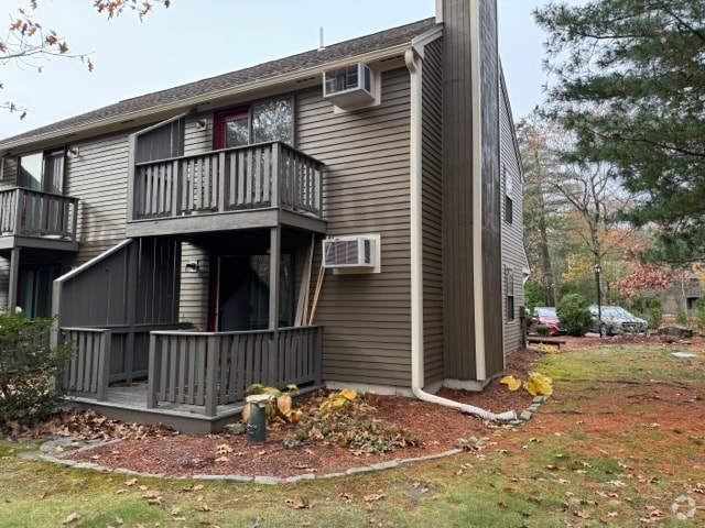 Building Photo - 33 Drake Rd