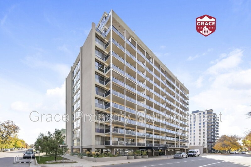 Photo - 888 N. Logan St.