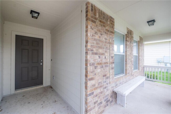 Building Photo - 218 Tolcarne Dr