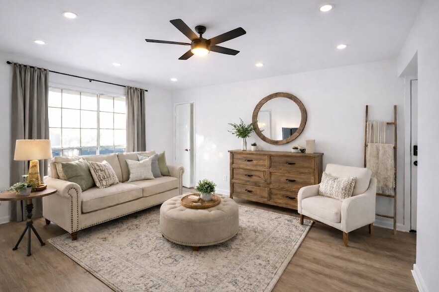 Photo - 12888 Montfort Dr Unit 230