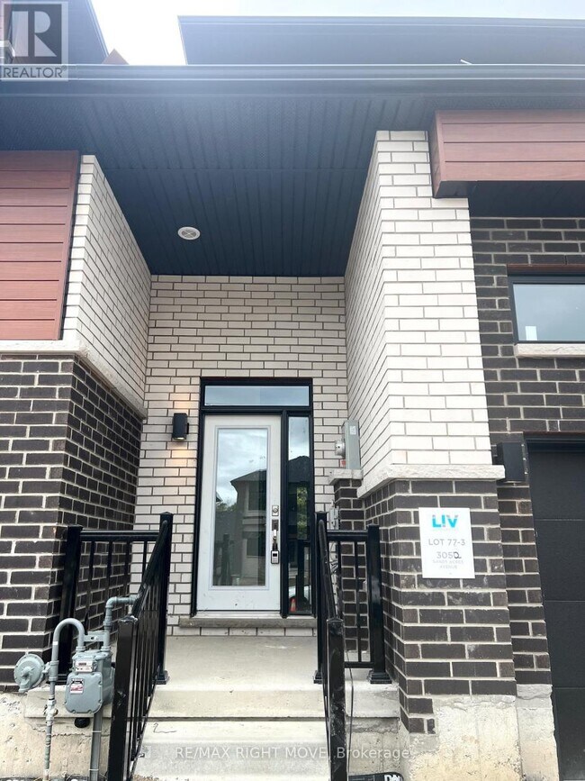 Building Photo - 3052 Sandy Acrs Ave