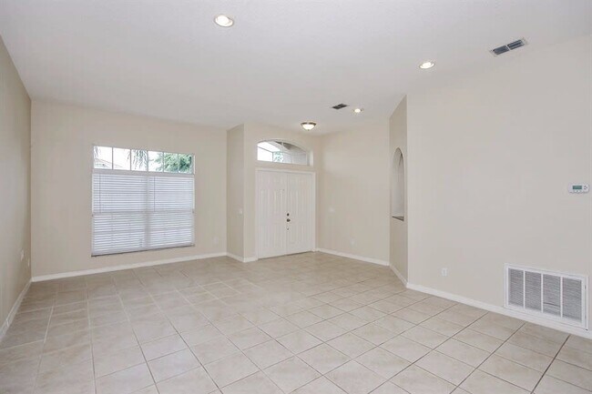 Building Photo - 1023 Raining Meadows Ln