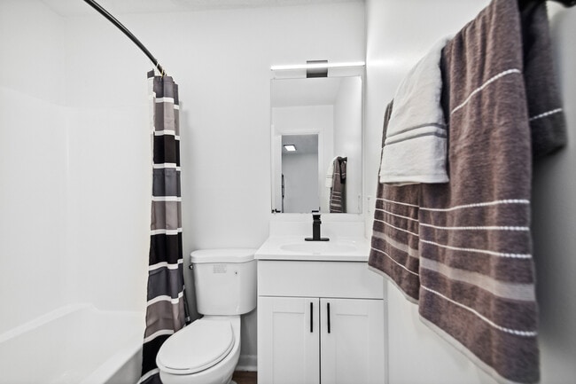 Interior Photo - ReNew West Durham