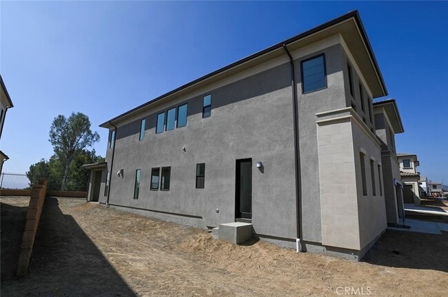 Building Photo - 20552 Edgewood Ct