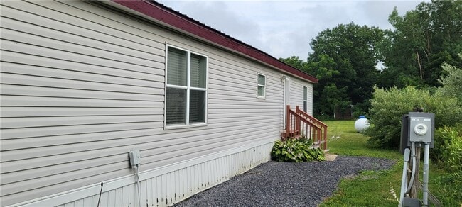 Building Photo - 3669 Mathews Rd