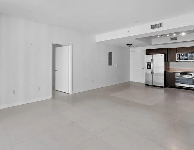 Foto del edificio - 90 SW 3rd St