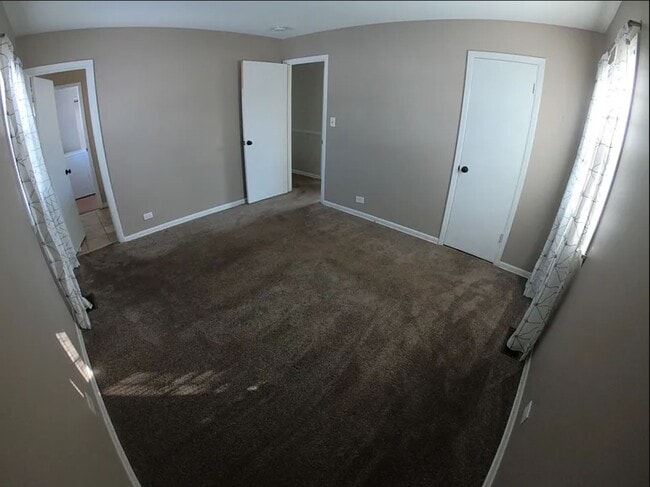 Building Photo - 228 Parkchester Rd