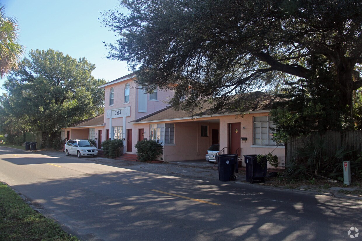 Primary Photo - 2608 W Swann Ave