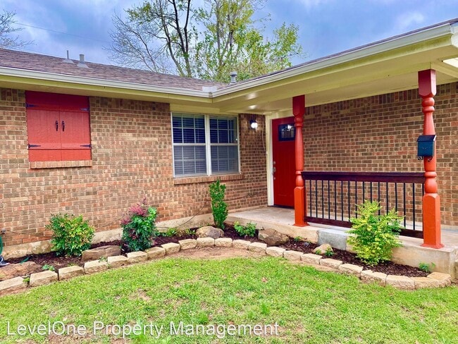 Building Photo - 3 br, 2 bath House - 916 Hunting Horse Trail