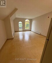 Building Photo - 25 Winniett St