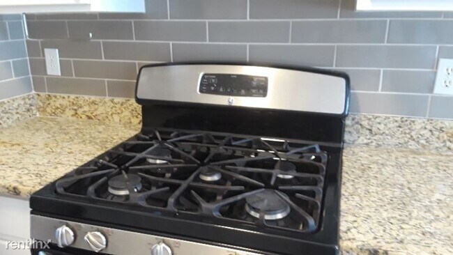 Foto del edificio - 3 br, 2.5 bath Townhome - 1664 Cedar Bluff Ct