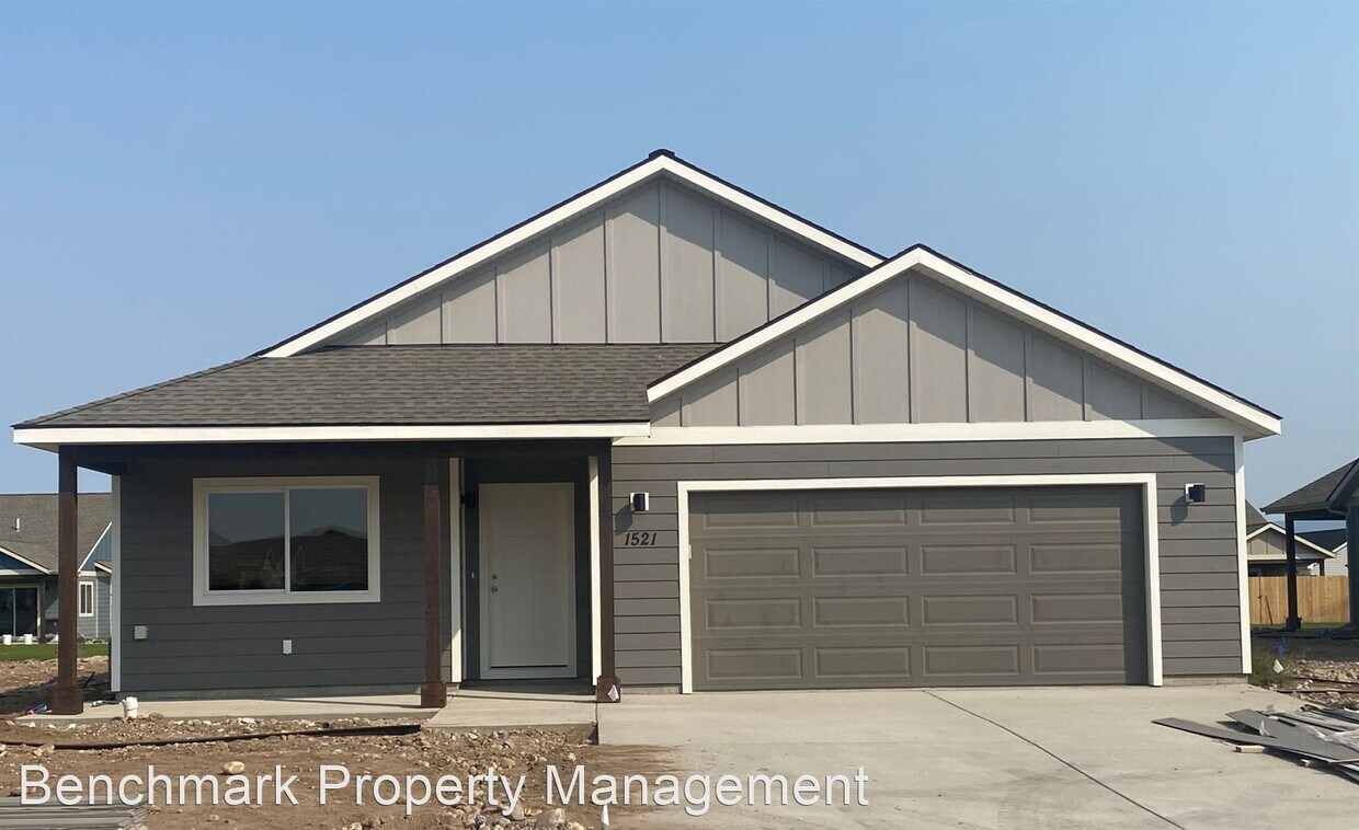 Primary Photo - 3 br, 2 bath House - 1521 Oakwood Drive