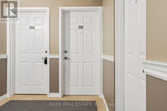 Building Photo - 2075 Appleby Line