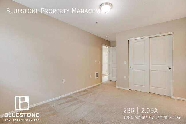 Building Photo - 1284 Mcgee Ct NE