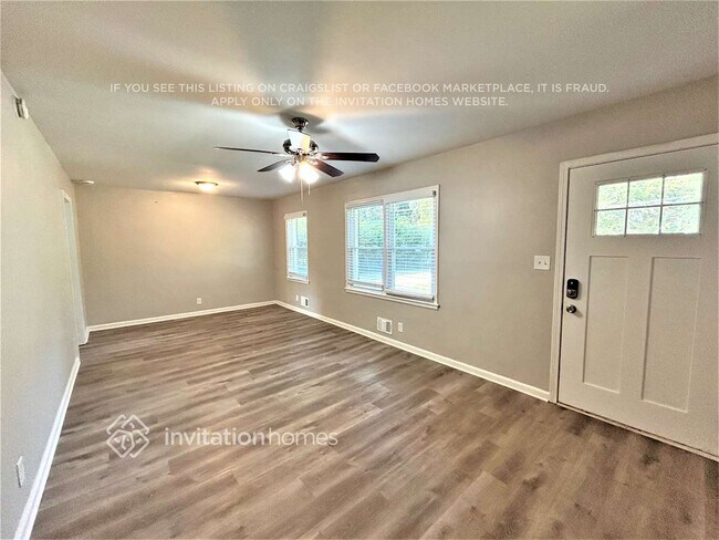 Foto del edificio - 2553 Habersham Dr