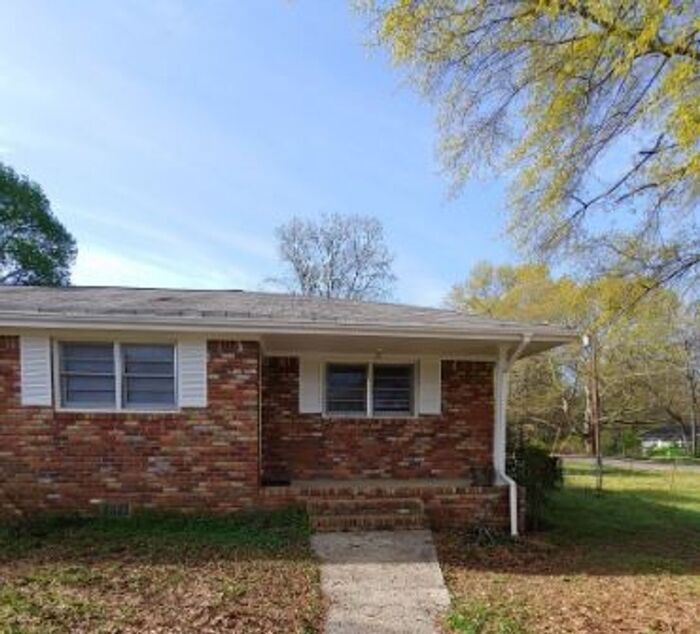 Primary Photo - Stunning Duplex Available Now!