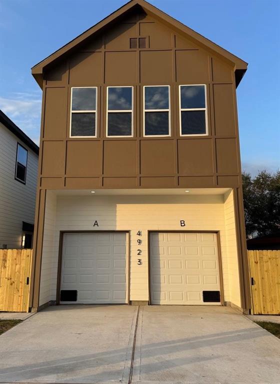 Foto principal - 4923 Pederson St