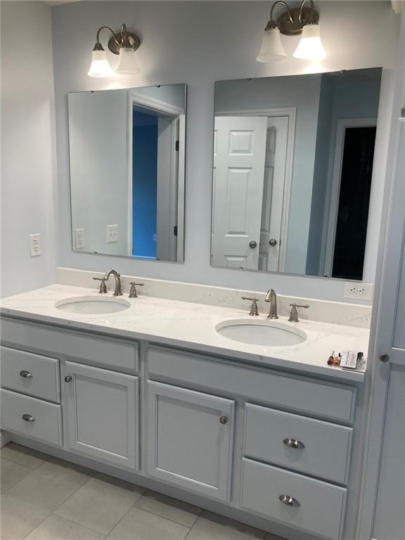 Foto del edificio - 20 Little Rest Rd