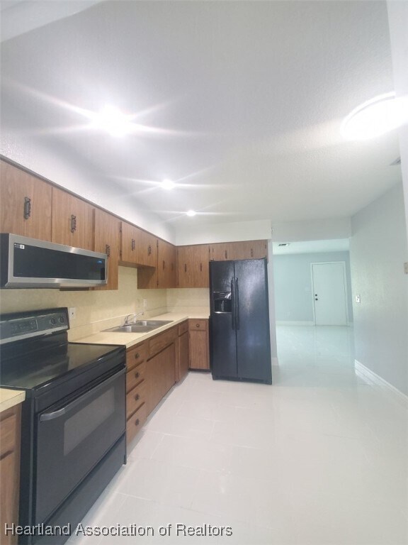 Foto del edificio - 2604 Valerie Blvd