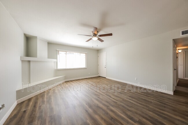 Foto del edificio - 5352 W Banff Ln.