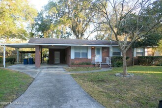 Building Photo - 10543 Hemming Rd