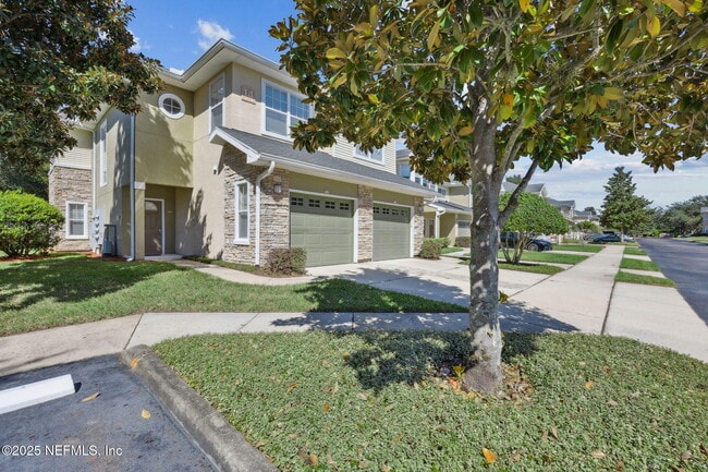 Foto del edificio - 3750 Silver Bluff Blvd