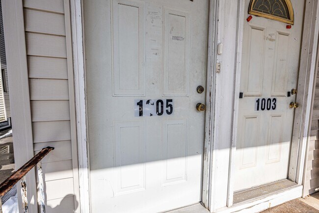 Foto del edificio - 1005 Whalley Ave