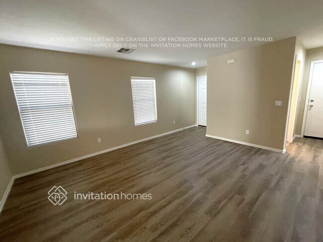 Foto del edificio - 40274 W Helen Ct