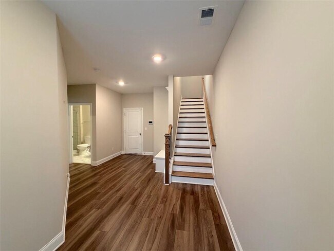 Building Photo - 4995 Shay Town Ln