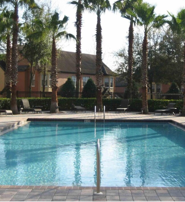 Foto del edificio - 6348 Raleigh St