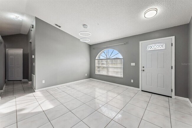 Foto del edificio - 5216 Heatherstone Ct