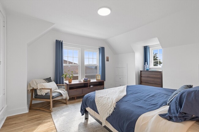 Foto del edificio - 7227 SE Hawthorne Blvd