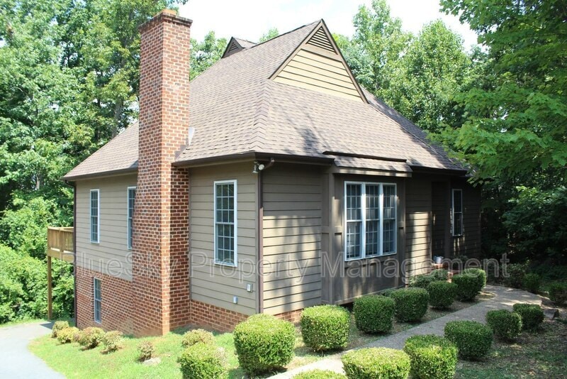 Primary Photo - 38 Mill Creek Dr