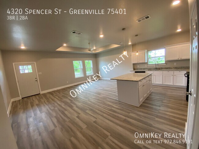 Foto del edificio - 4320 Spencer St